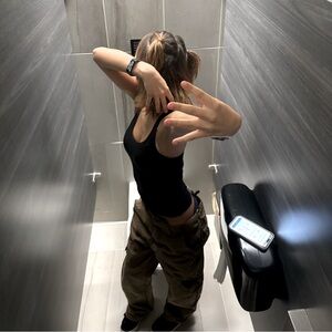 Meet your Posher, Farrah